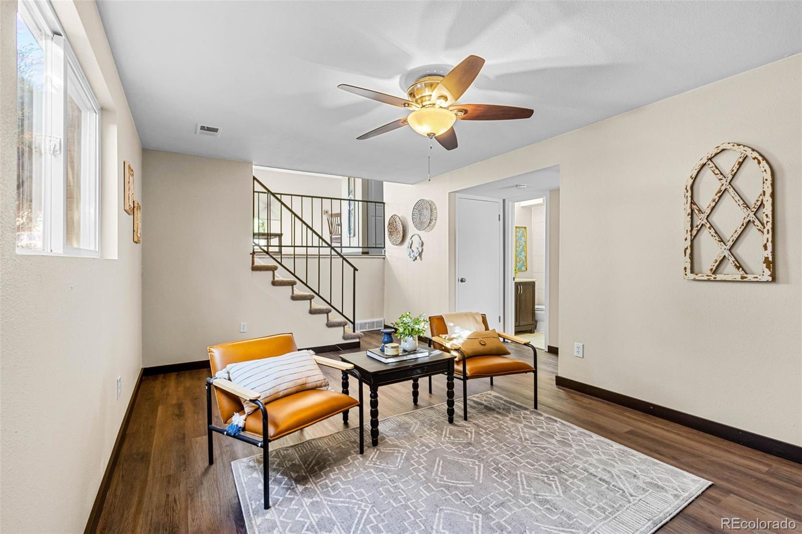 4695 E Peakview Avenue