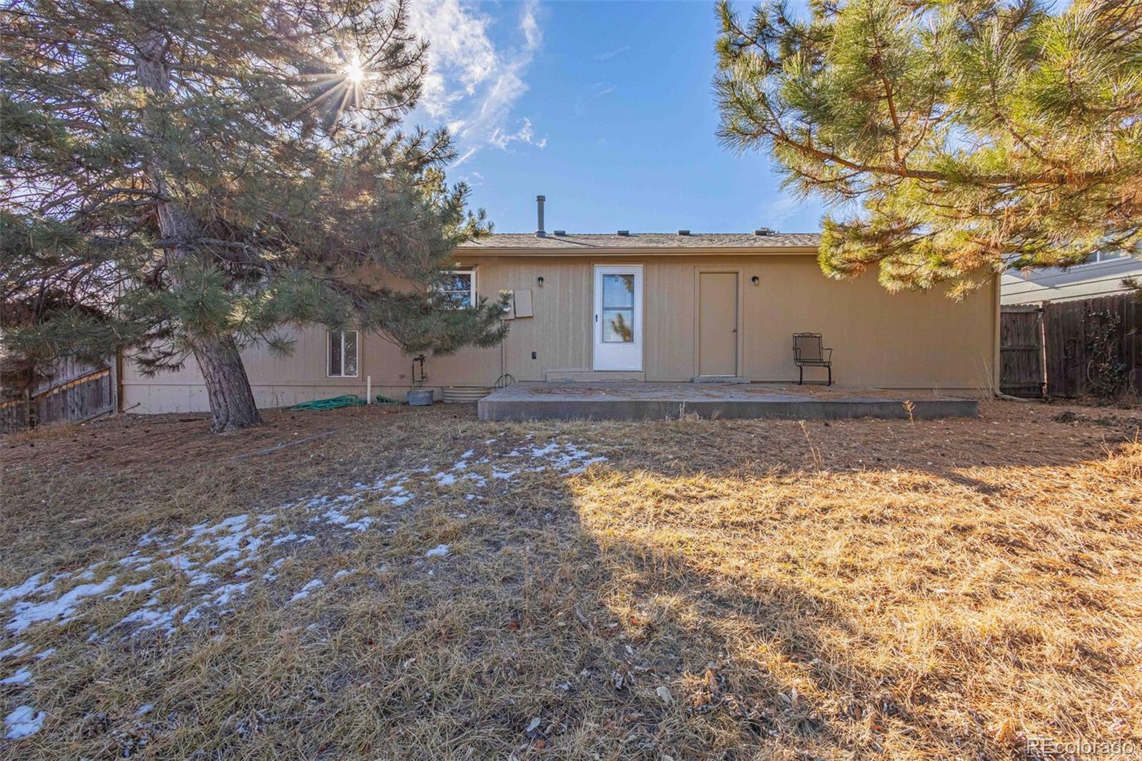 4695 E Peakview Avenue