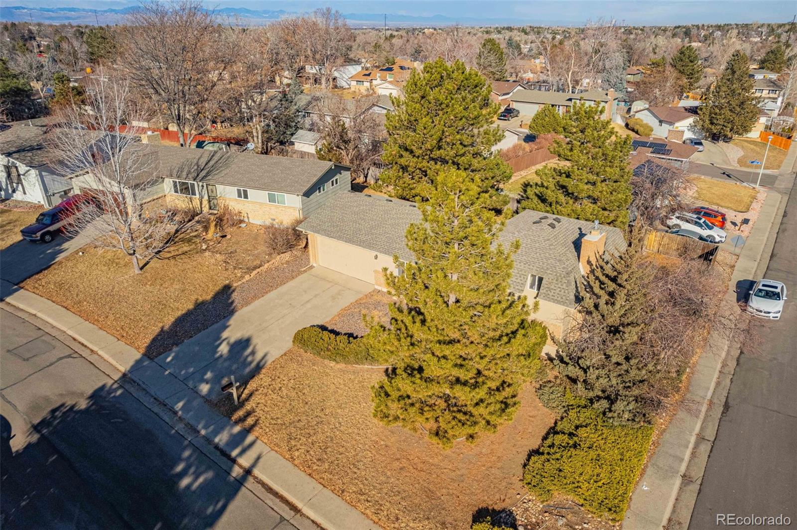 4695 E Peakview Avenue