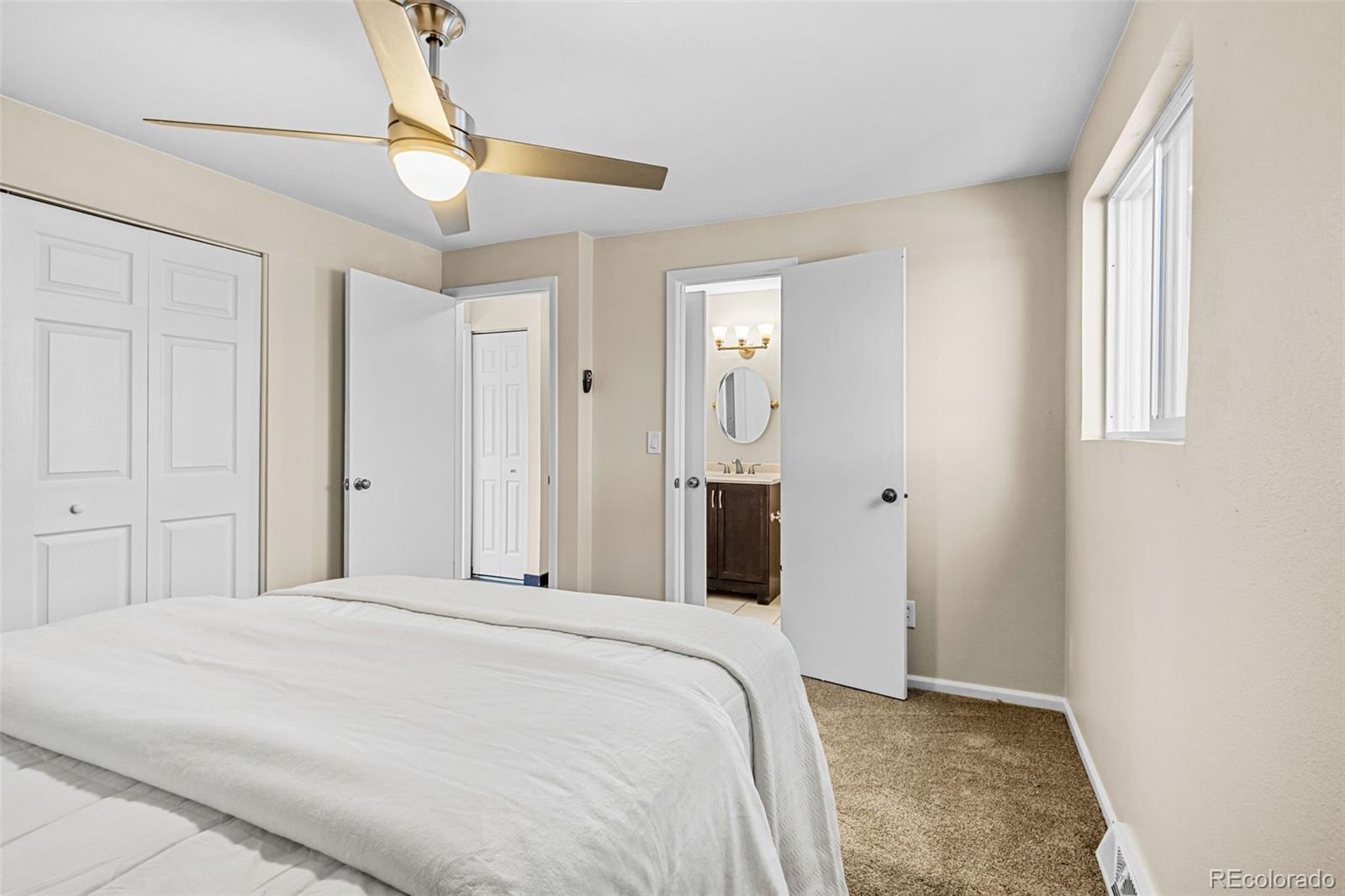 4695 E Peakview Avenue