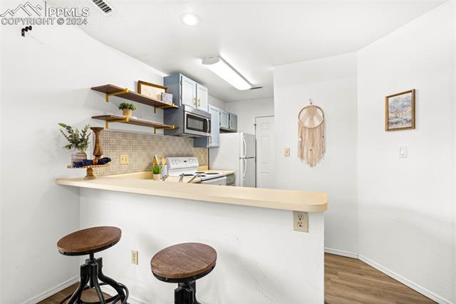 4339 Hunting Meadows Circle 6