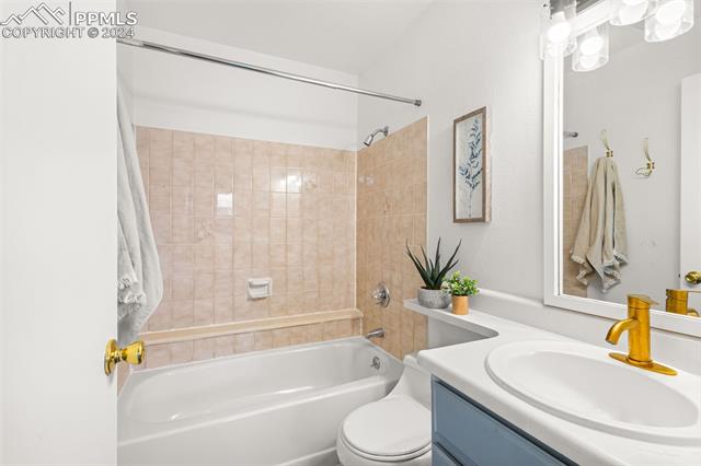 4339 Hunting Meadows Circle 6