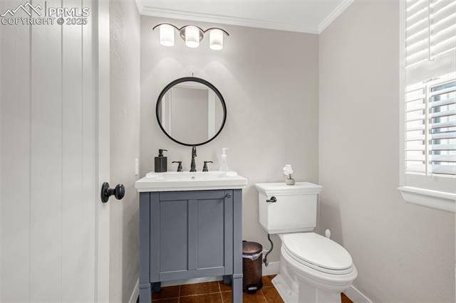 7667 E Mineral Drive