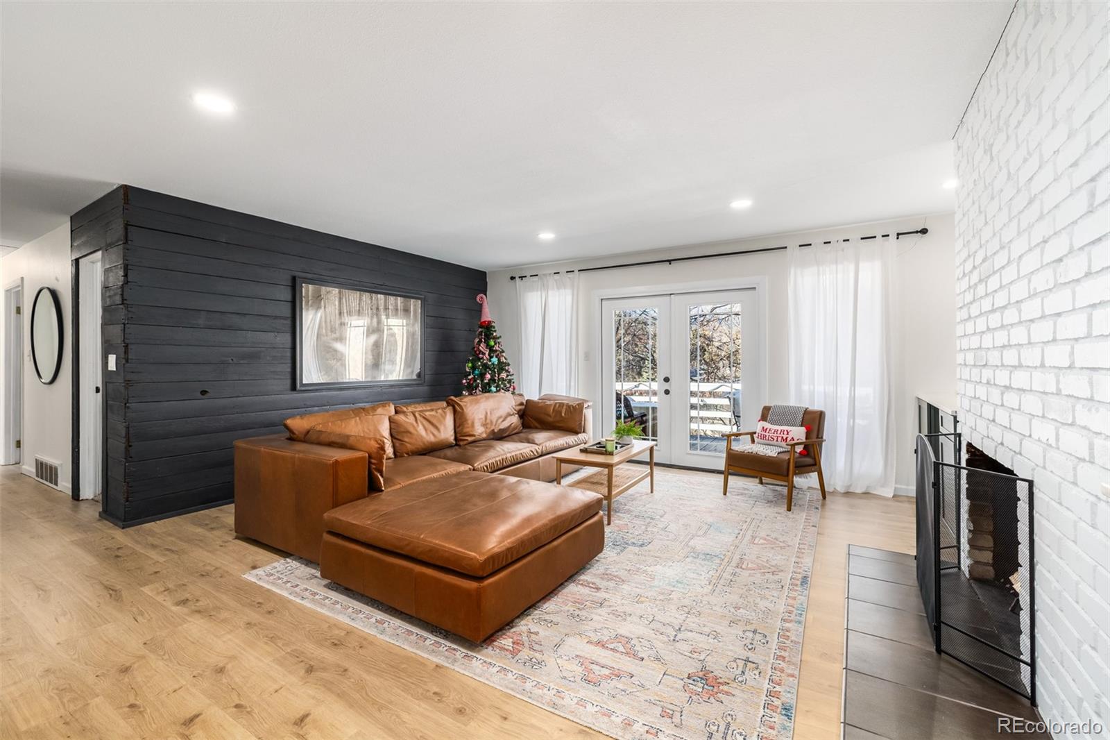 2116 Woodburn Street