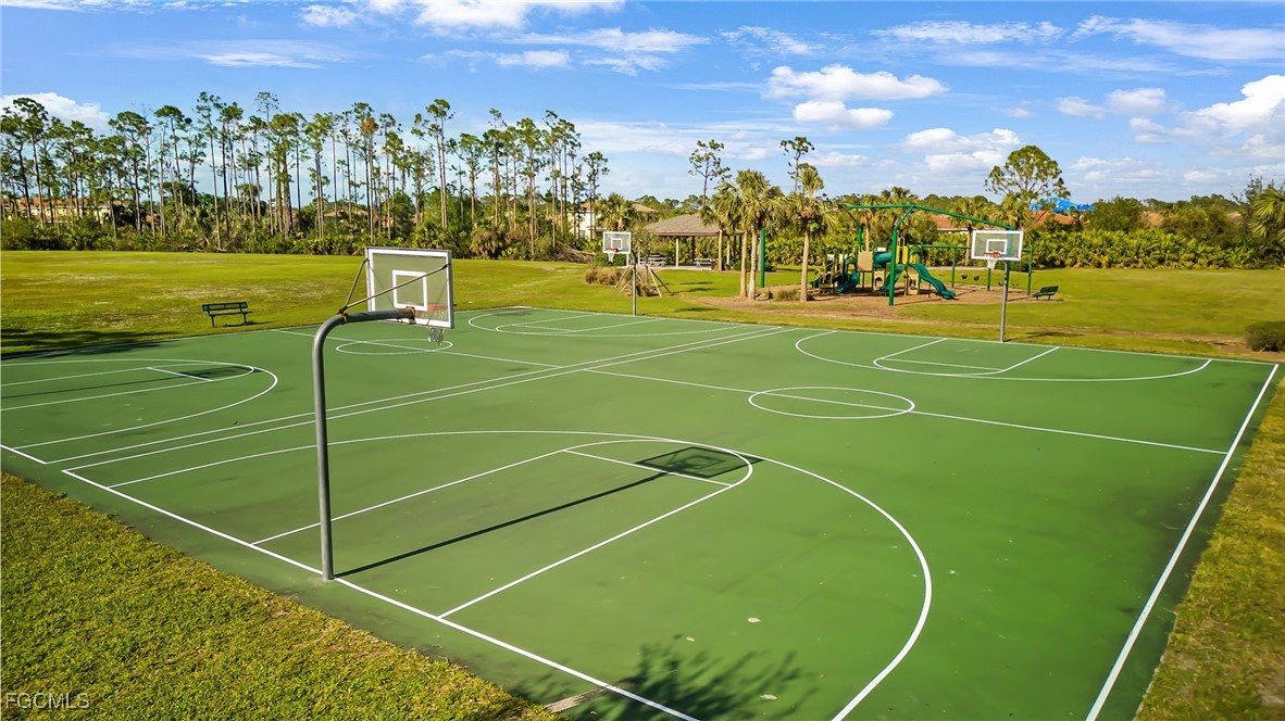 3382 Dandolo CIR