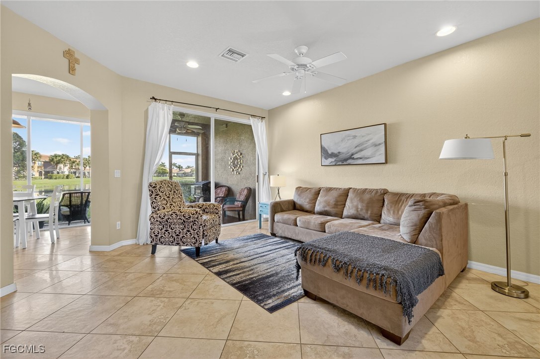 3382 Dandolo CIR