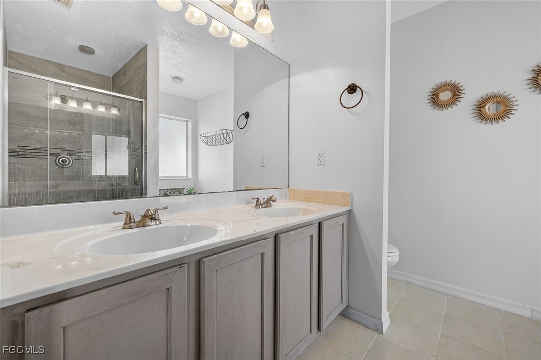 3382 Dandolo CIR