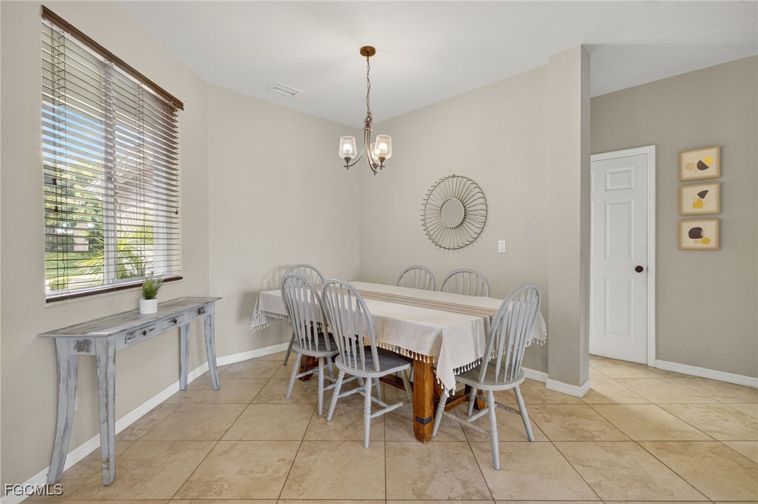 3382 Dandolo CIR