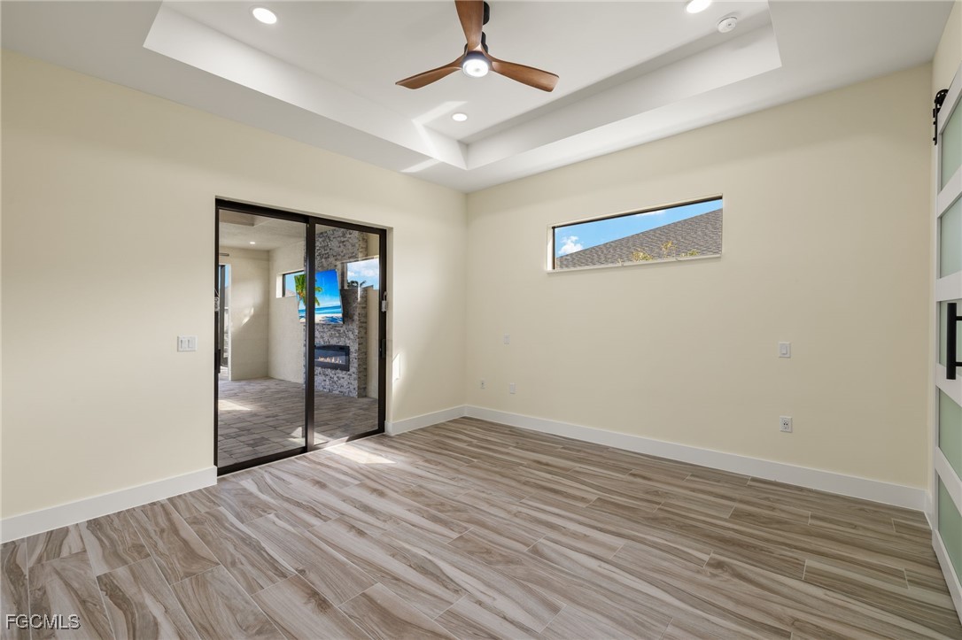 4411 Pelican BLVD