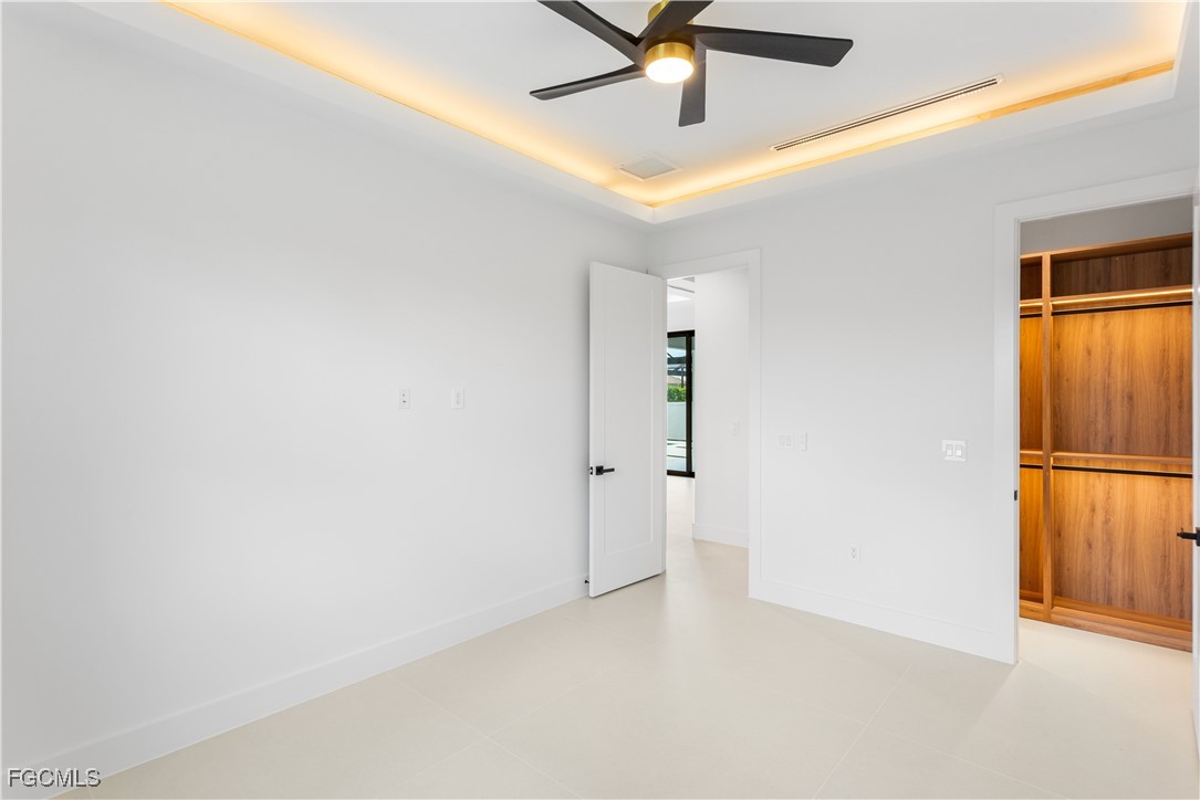 4121 SW 28th AVE