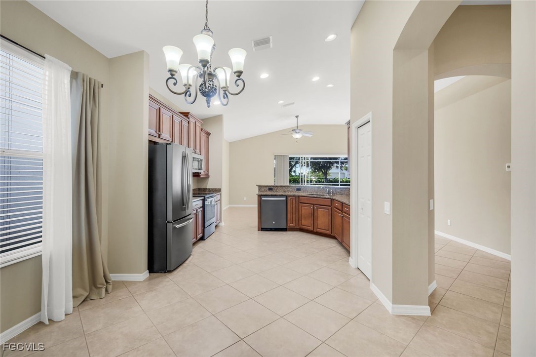 2730 Brightside CT