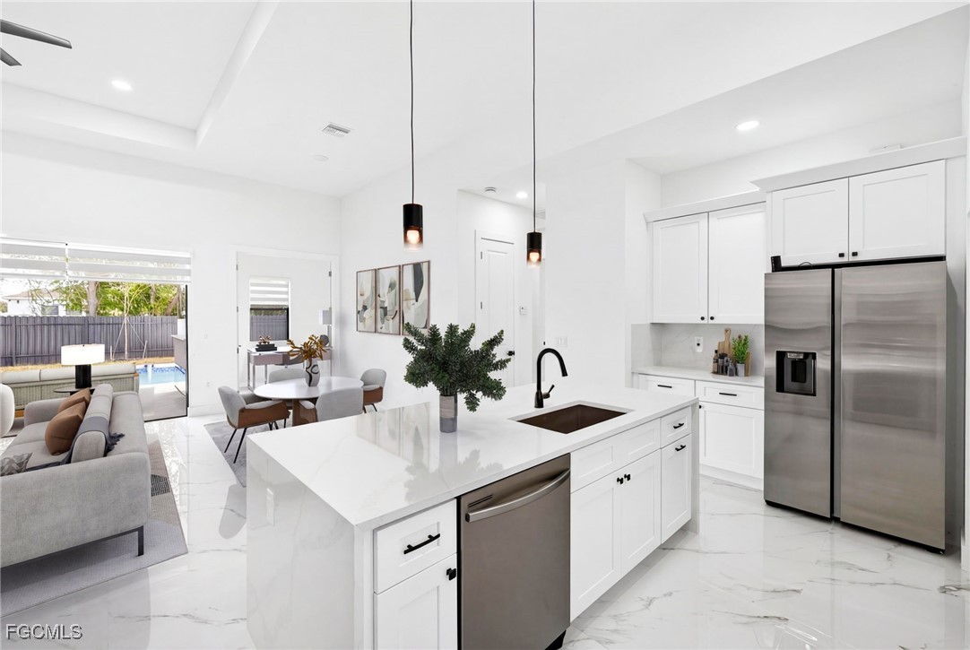 27 SW 8th PL
