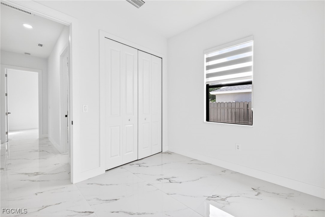 27 SW 8th PL