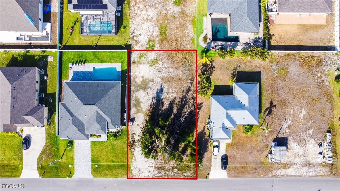 14 NW 35th AVE