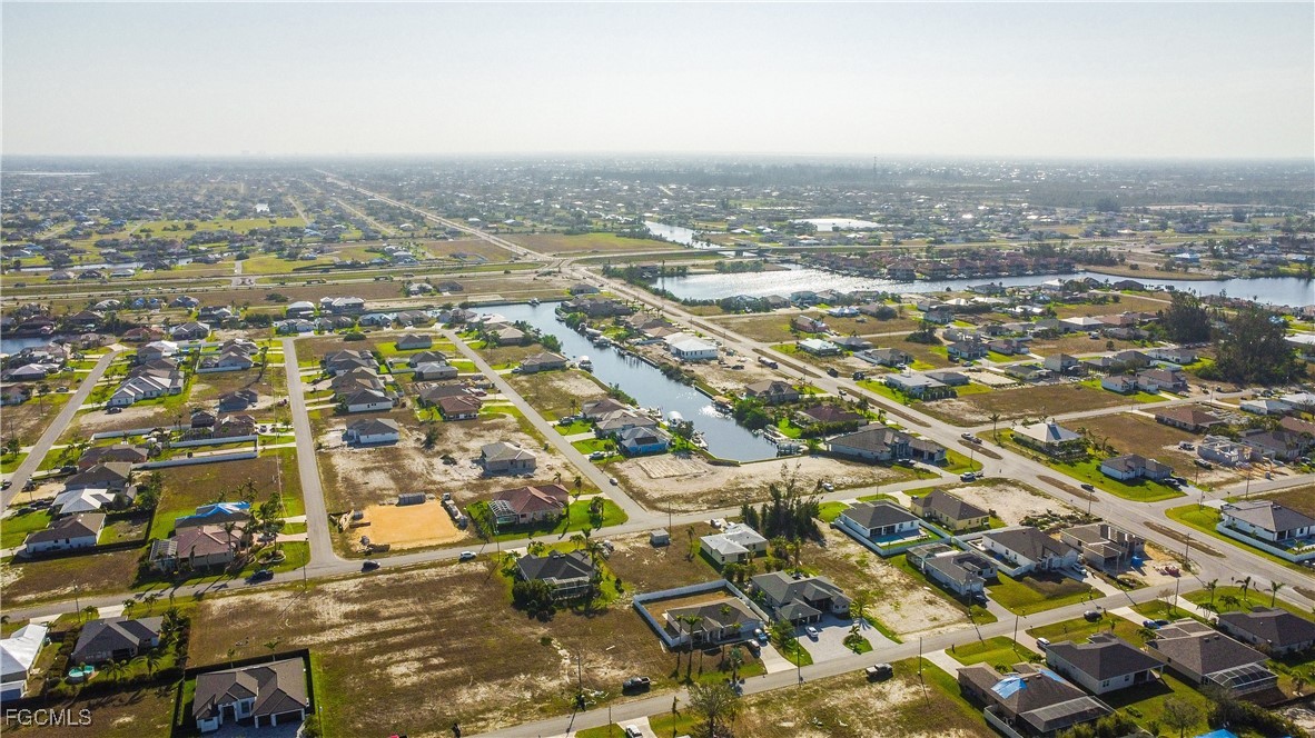 14 NW 35th AVE