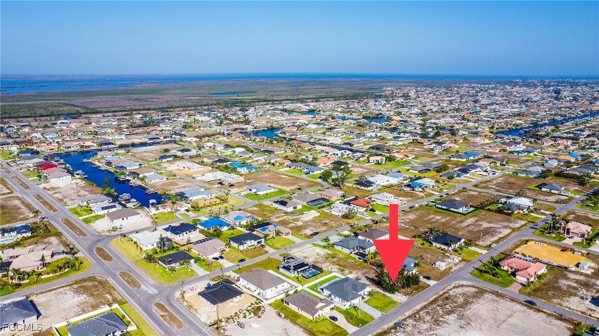 14 NW 35th AVE