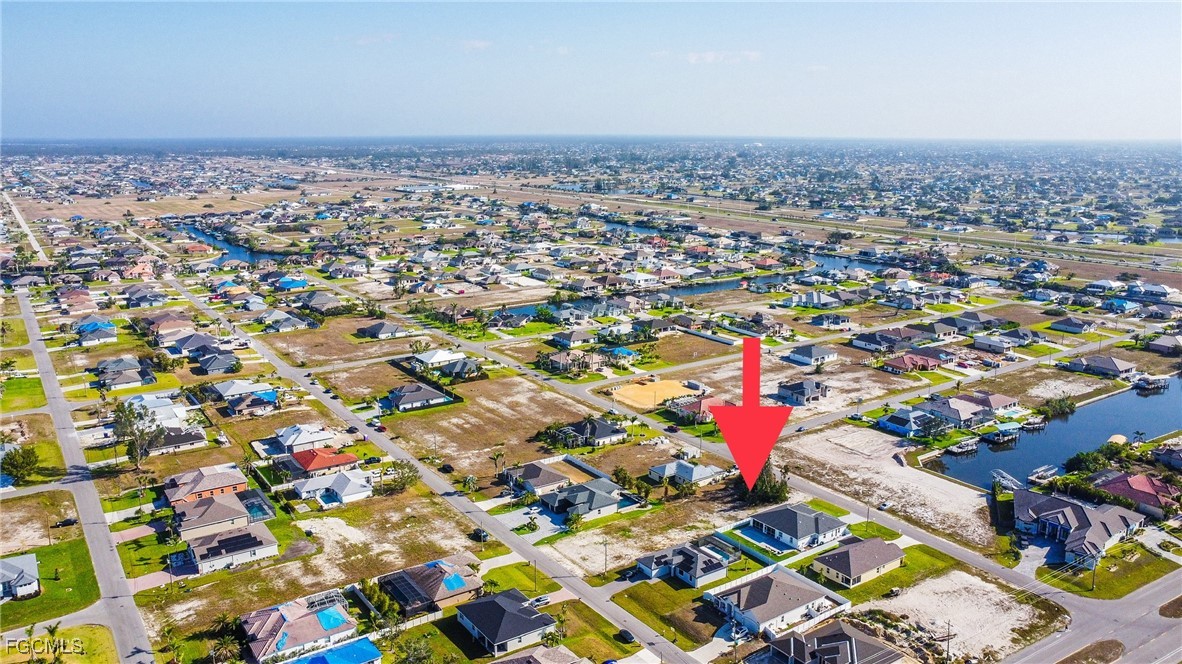 14 NW 35th AVE