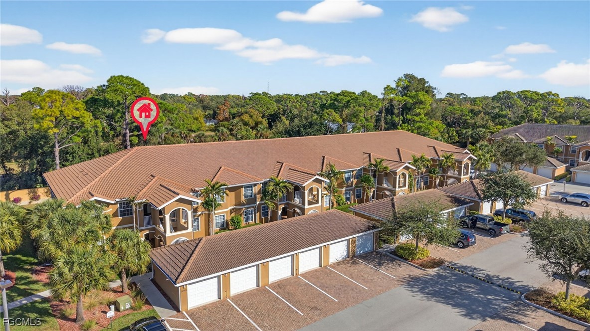 1095 Winding Pines CIR 201