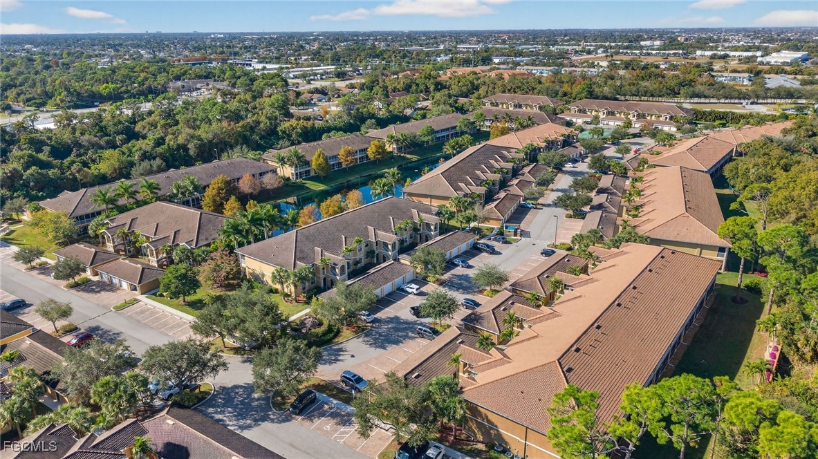 1095 Winding Pines CIR 201