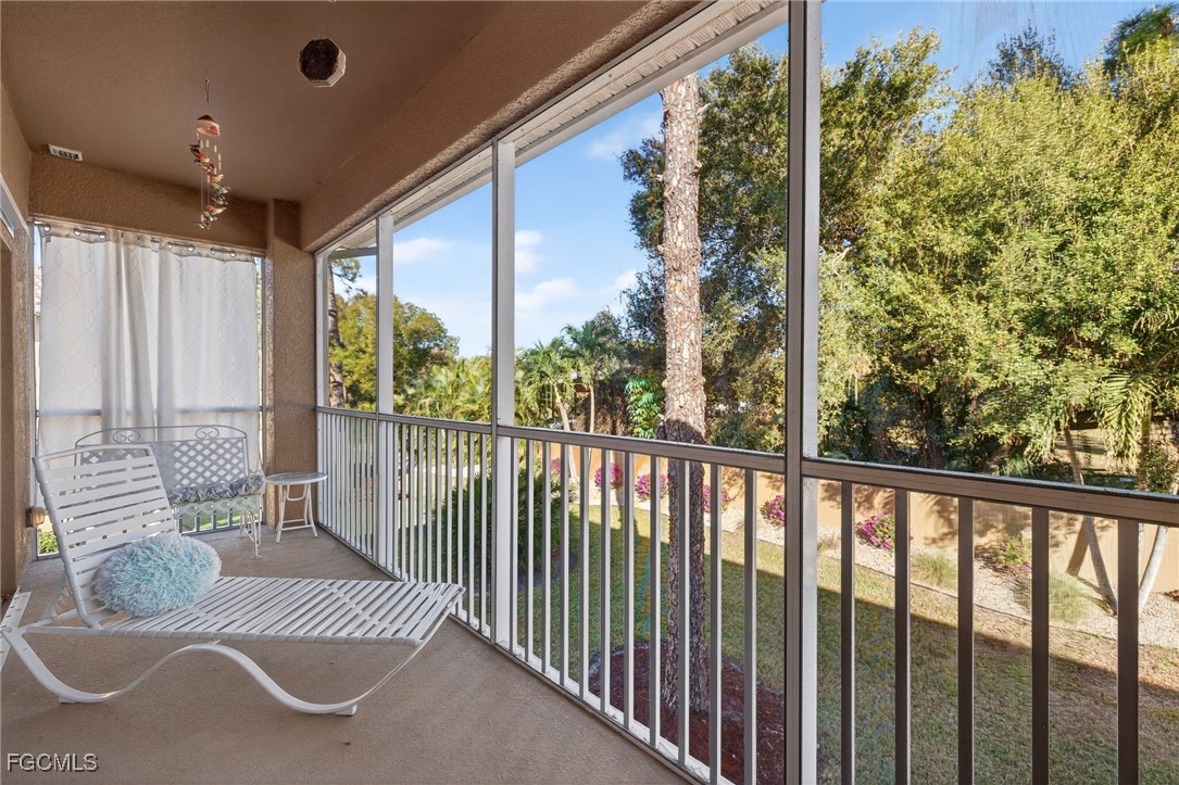 1095 Winding Pines CIR 201