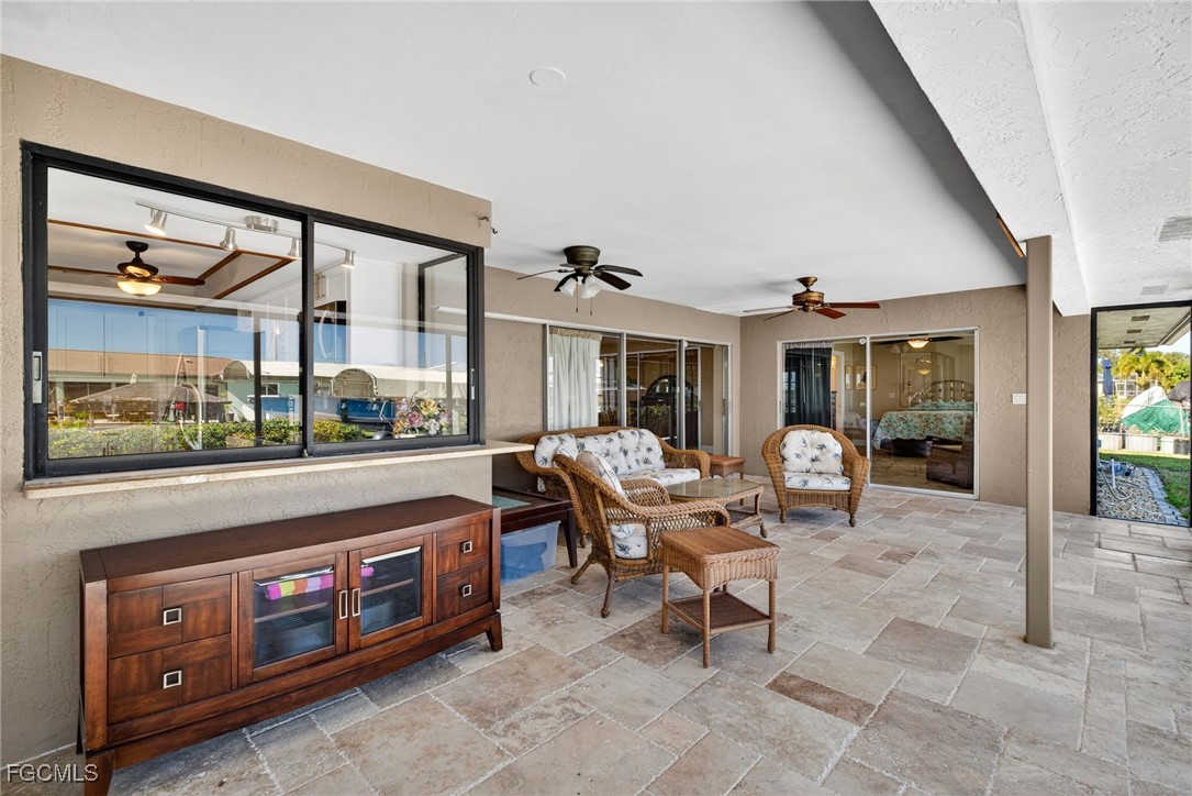 1818 Cherie LN