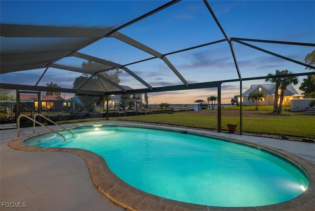 1818 Cherie LN