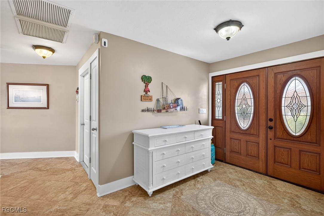 1818 Cherie LN