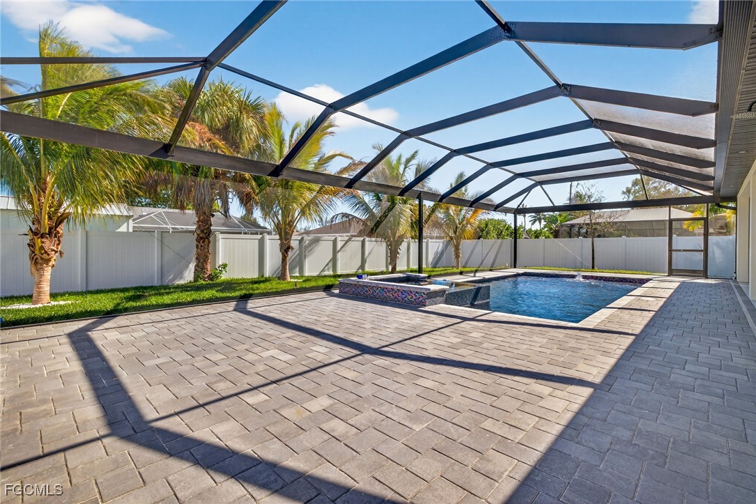 2709 SW 13th AVE