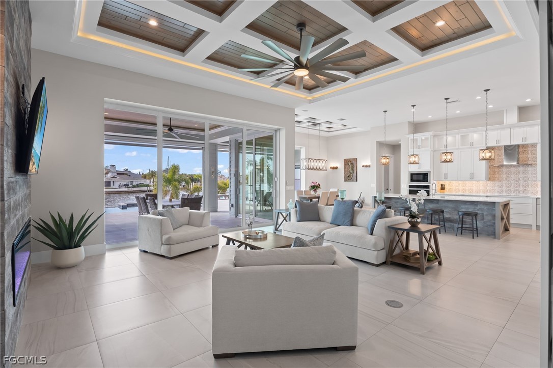 218 Bayshore DR