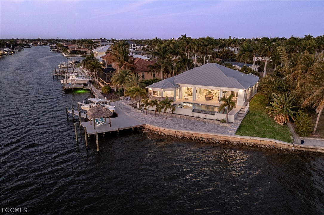 218 Bayshore DR