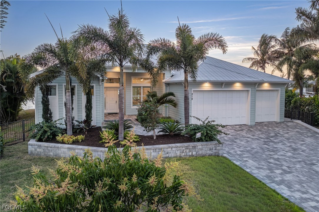 218 Bayshore DR