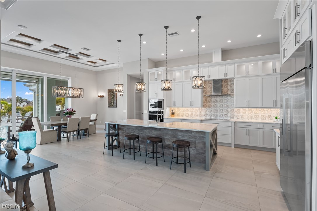 218 Bayshore DR