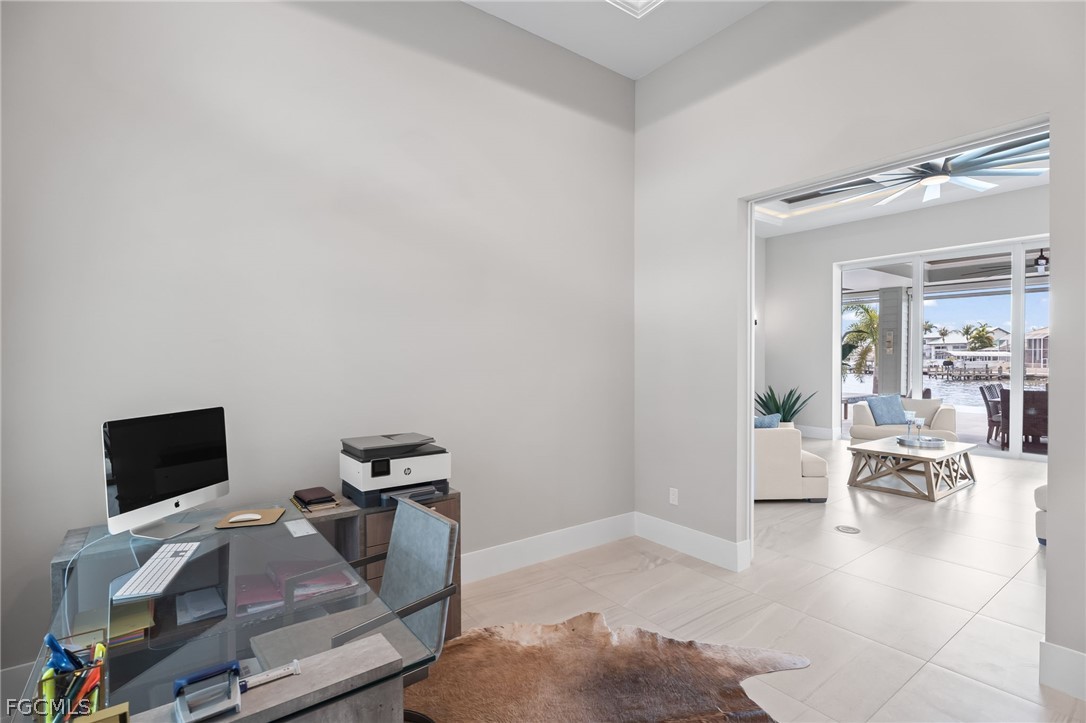 218 Bayshore DR