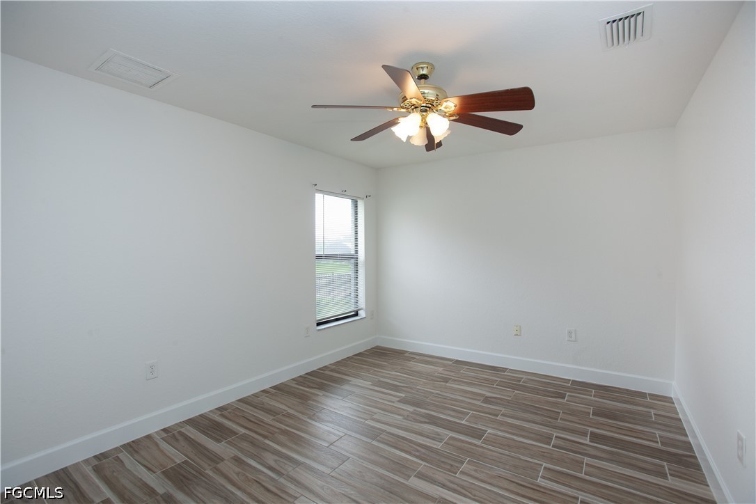 2110 SW 38th TER