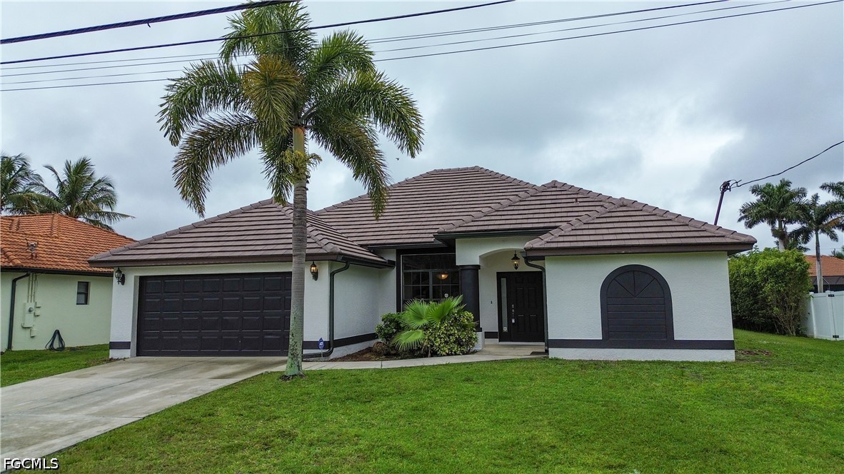 2110 SW 38th TER