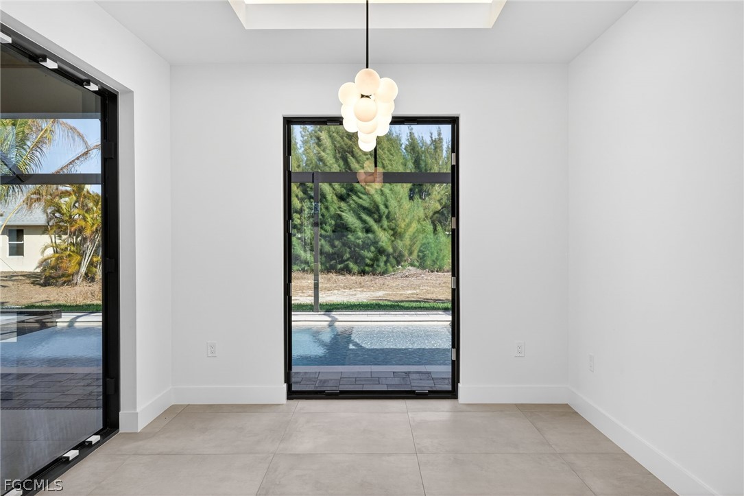 13 NW 35th PL