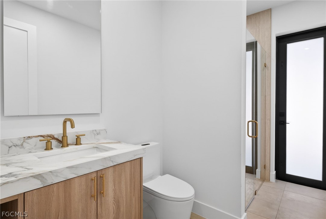 13 NW 35th PL