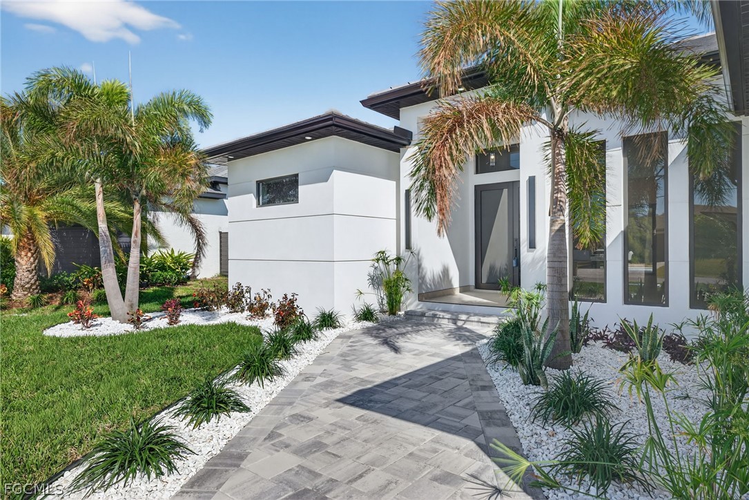 13 NW 35th PL