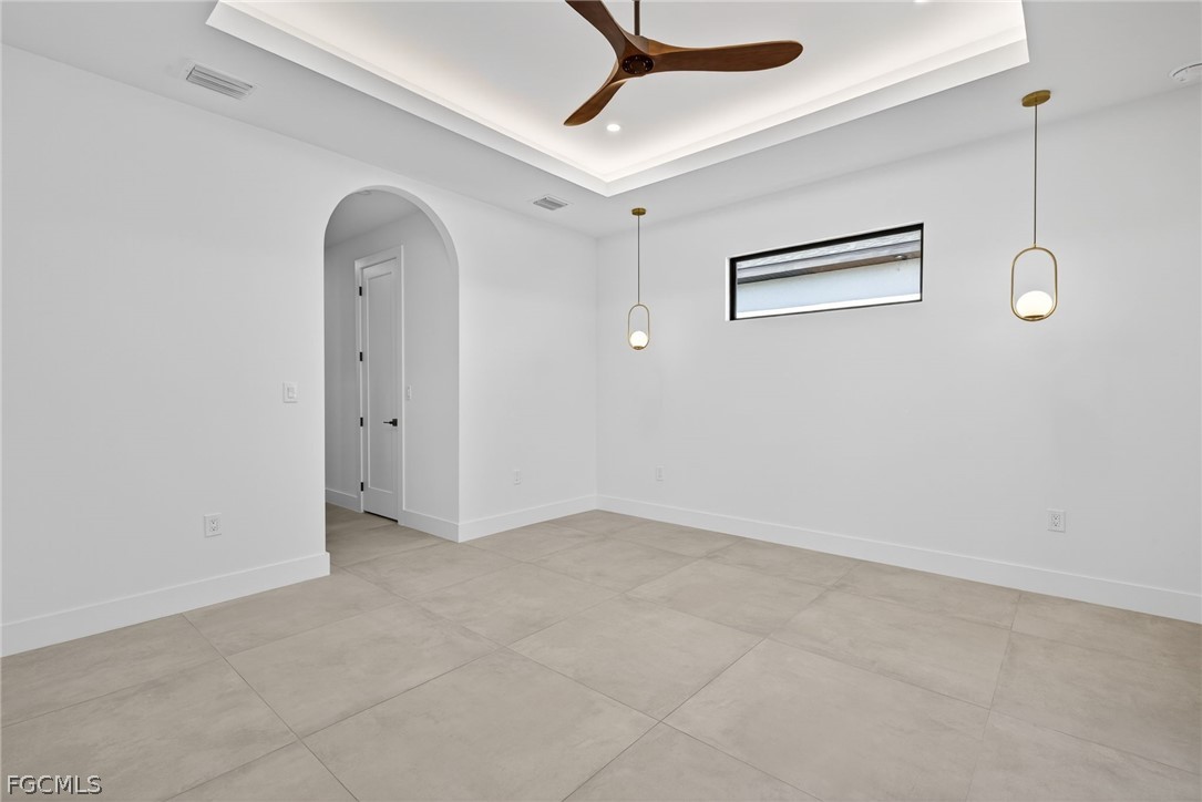 13 NW 35th PL