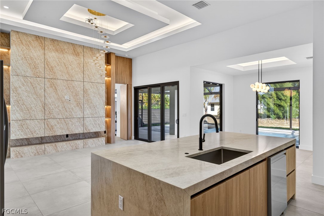 13 NW 35th PL