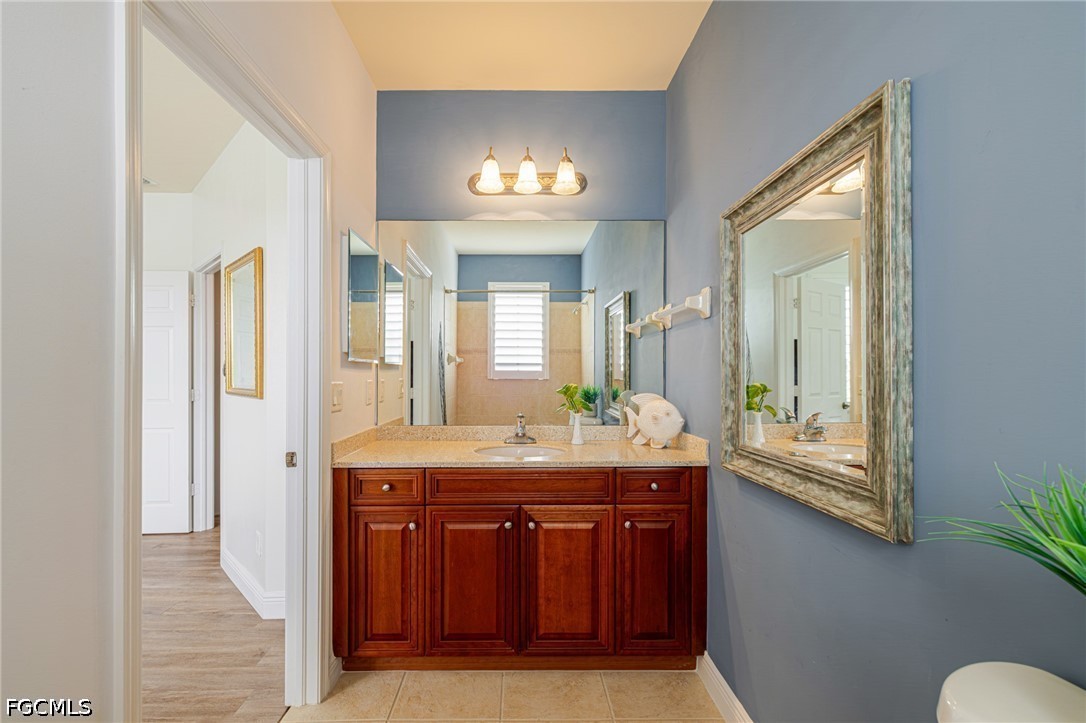 5643 Kensington LOOP