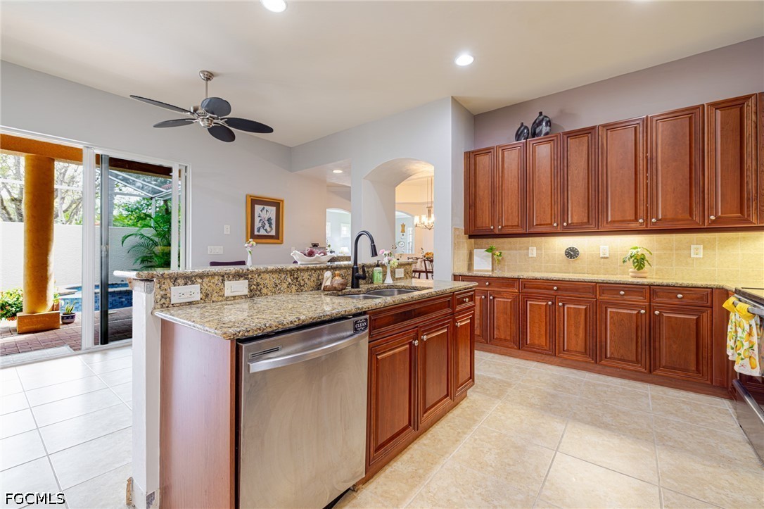 5643 Kensington LOOP