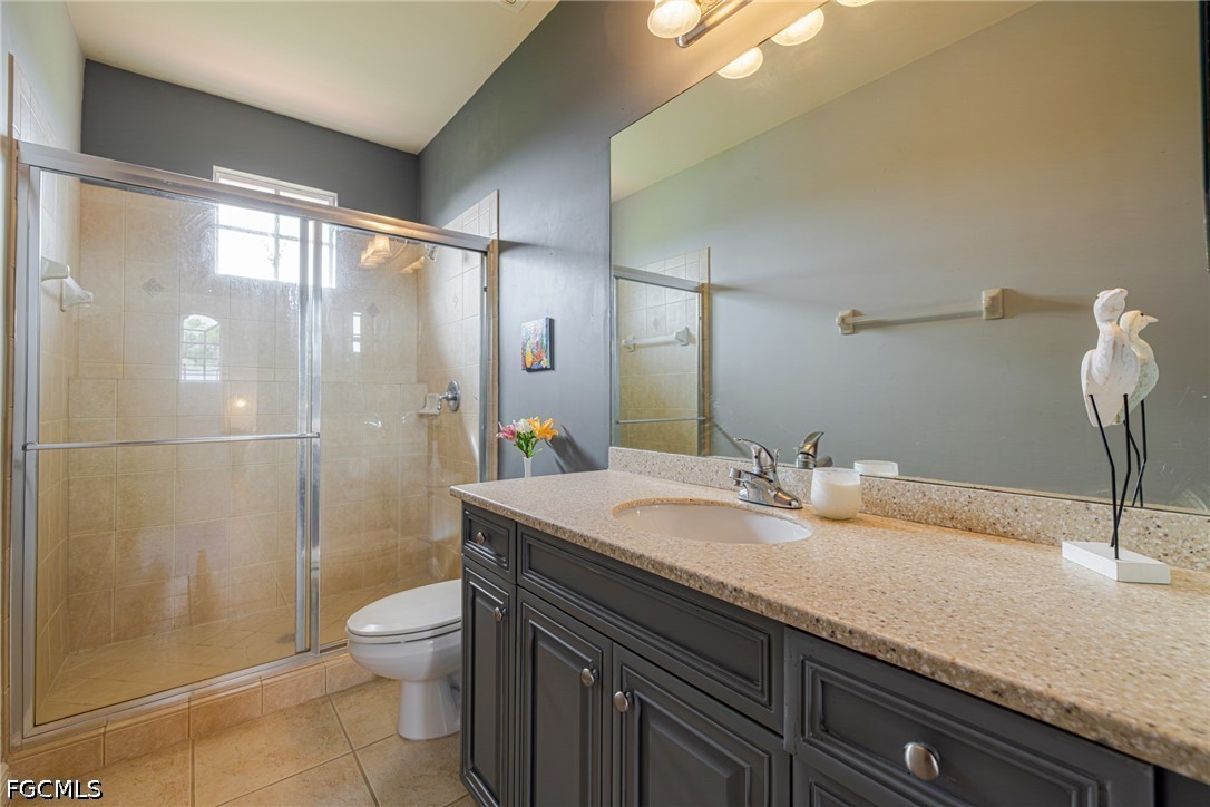 5643 Kensington LOOP