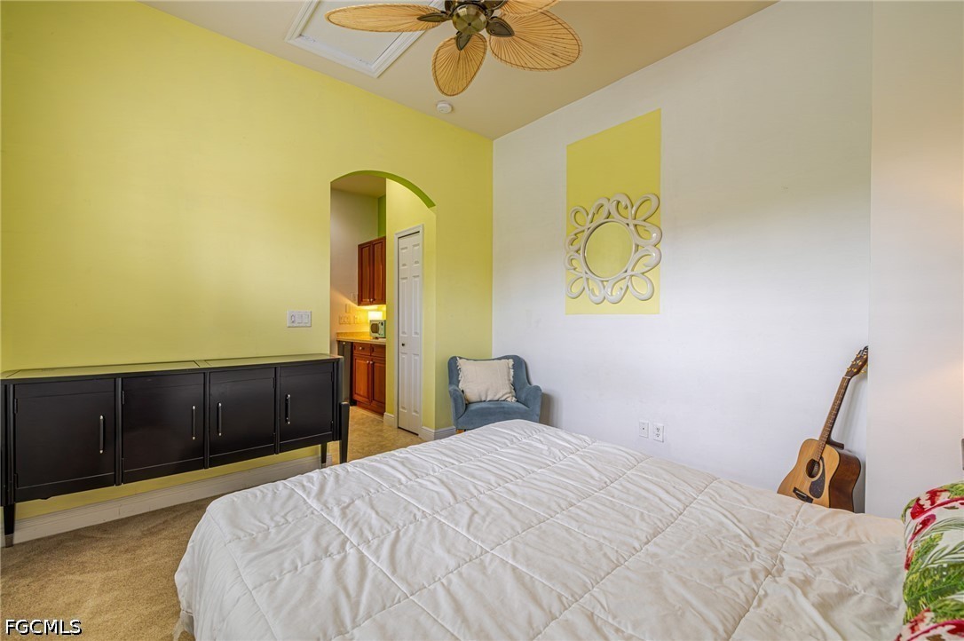 5643 Kensington LOOP