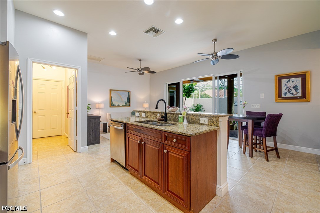 5643 Kensington LOOP
