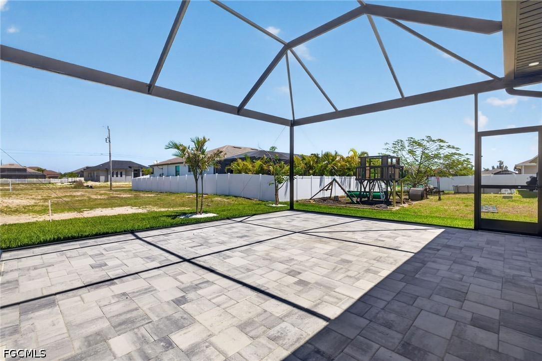 3327 NW 2nd TER