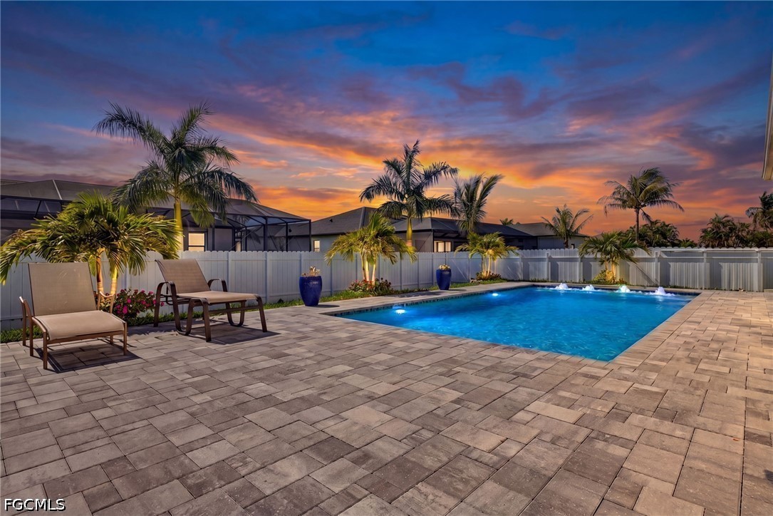 10 NW 35th AVE