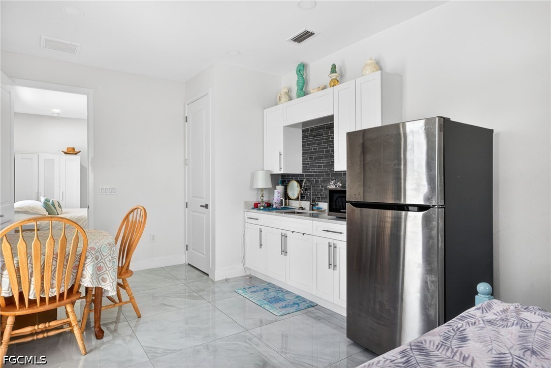 10 NW 35th AVE