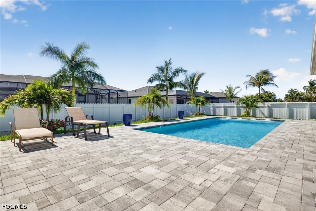 10 NW 35th AVE