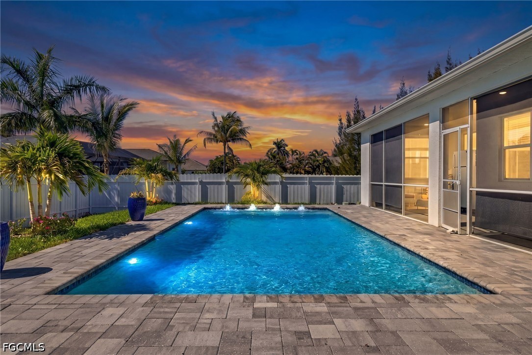 10 NW 35th AVE